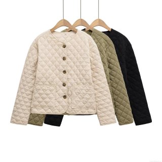 Women's Diamond Quilted Jacket Padded Round Neck Button Up Short Coat Casual Loose Outerwear For Winter Autumn