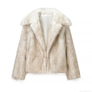Women's Luxury Faux Fur Short Jacket Lapel Collar Horizontal Striped Plush Coat Winter Warm Streetwear Outwear Polyester Furry Jacket Cream White