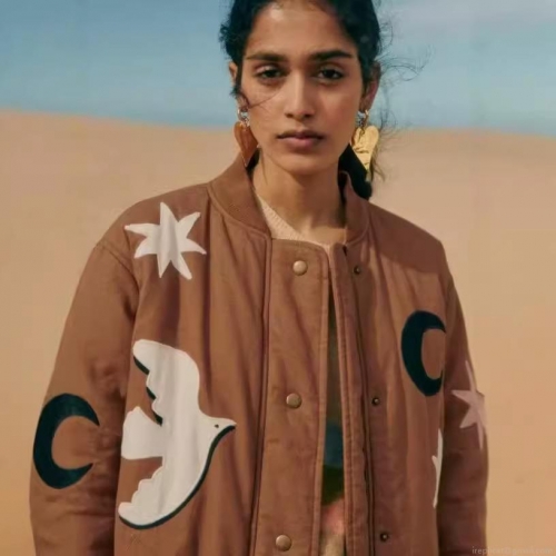 Women's Retro American Style Brown Baseball Jacket Warm Polyester Cotton-Padded Puffer Coat With Bird Moon Star Patches Loose Fit Bomber Outerwear For Autumn Winter Casual Streetwear