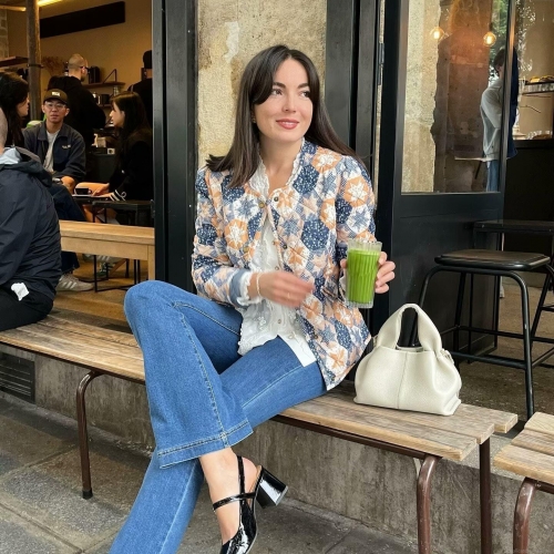 Women's Vintage Quilted Jacket Floral Patchwork Padded Coat Reversible Round Neck Long Sleeve Button Down Warm Outerwear For Autumn Winter Daily Wear