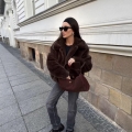 Women's Short Faux Fur Jacket Fashion Lapel Long Sleeve Fluffy Coat Trendy Brown Warm Outerwear for Autumn Winter Streetwear