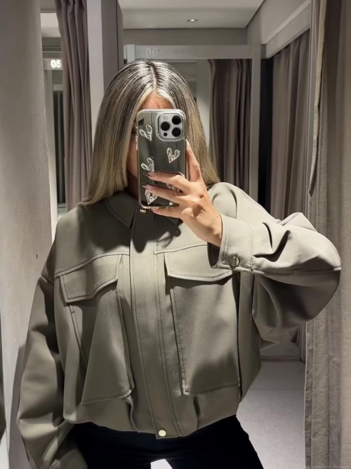 Women Loose Utility Bomber Jacket Polyester Solid Color Lapel Collar Long Sleeve Short Outwear Coat With Pockets For Autumn Winter Streetwear Lady