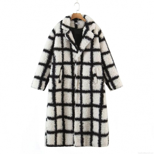 Women's Checkered Plush Long Coat Fashion Black White Plaid Faux Lambswool Overcoat Loose Lapel Thick Warm Streetwear Outerwear For Women