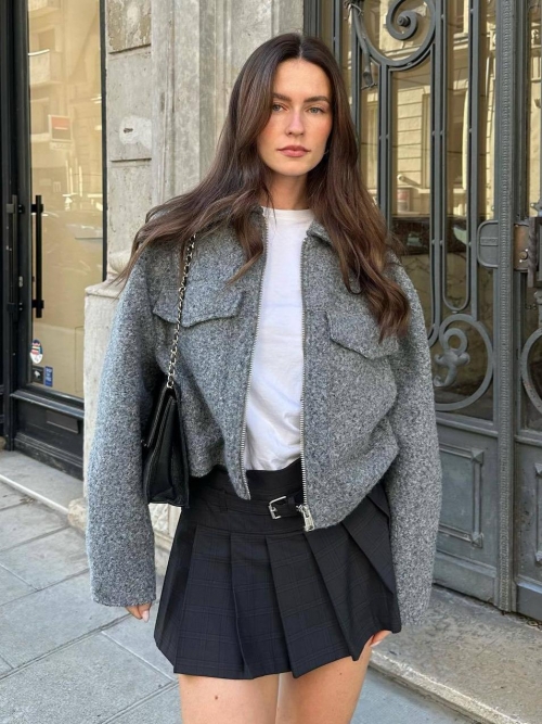 Women's Fashion Short Woolen Jacket Streetwear Lapel Zipper Outerwear Long Sleeve Solid Color Crop Coat With Pockets For Autumn Winter