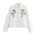 Women's Loose Floral Embroidery Shirt Jacket White Lapel Long Sleeve Single Breasted Casual Outerwear With Pockets For Autumn