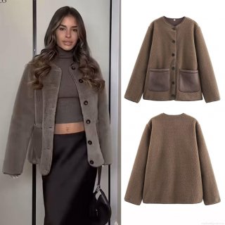 Women's Casual Sherpa Jacket Round Neck Single Breasted Faux Lamb Wool Coat With Large Pockets Loose Fit Fleece Outwear For Autumn Winter Brown