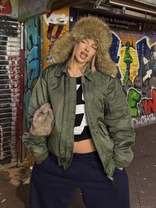 Women's Army Green Lapel Bomber Jacket Padded Cotton Coat Zip Up Loose Fit Streetwear Jacket With Pockets Long Sleeve Outerwear For Autumn Winter