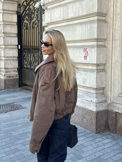 Women's Fashion Suede Jacket With Contrast PU Leather Collar Patchwork Lapel Zipper Outerwear Loose Fit Long Sleeve Bomber Coat For Autumn Winter