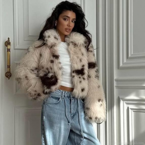 Women's Elegant Faux Fur Jacket Winter Warm Leopard Print Short Coat With Lapel Collar Long Sleeve Zipper Plush Outerwear For Ladies