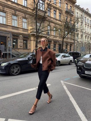 Women's Dark Brown Wool Blend Stiff Shoulder Pad Jacket Elegant Casual Oversized Short Coat For Streetwear Office Ladies Stylish Autumn Outerwear