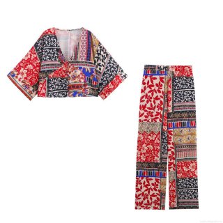 Women's Two Piece Outfits Bohemian Patchwork Print V-Neck Short Sleeve Shirt And High Waist Wide Leg Pants Set Casual Summer Streetwear Vacation Suit