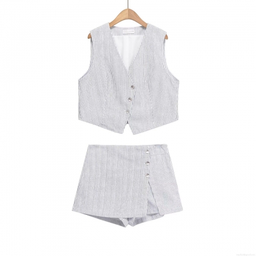 Women's Striped Vest And Skort Two Piece Set V Neck Button Down Sleeveless Waistcoat And High Waist Shorts Streetwear Summer Outfit For Women