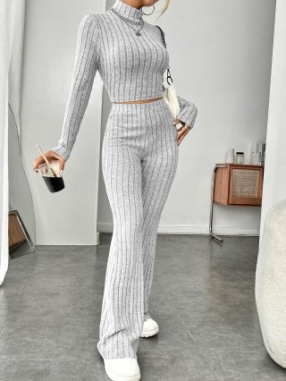 Women's 2 Piece Ribbed Knit Outfits Set Long Sleeve Mock Neck Crop Top and High Waist Wide Leg Flared Pants Casual Lounge Sporty Suits Solid Color Grey