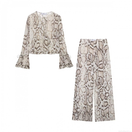 Women's Snakeskin Print 2 Piece Set Polyester Long Sleeve Flare Cuff V-Neck Tie-Up Shirt and Wide Leg High Waist Pants Suit Casual Streetwear Outfits