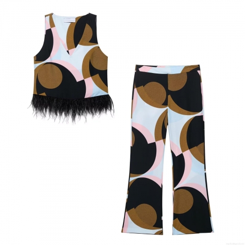 Women's Two-Piece Outfit Set Geometric Print Sleeveless V-Neck Top with Feather Tassel Hem and High Waist Wide Leg Flare Pants for Summer Vacation Party Outfit