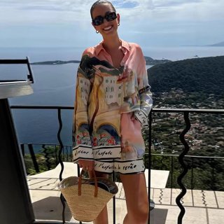 Women Satin Art Landscape Print 2-Piece Set Long Sleeve Lapel Shirt and Elastic Waist Shorts Casual Resort Wear Suit Pink Multi-Color