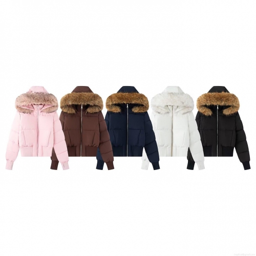 Women's Fashion Short Hooded Puffer Jacket With Removable Faux Fur Trim Casual Warm Winter Down Cotton Coat Zipper Ribbed Cuffs Thumb Hole Outerwear