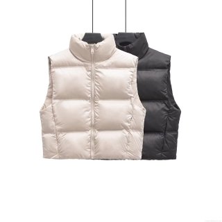 Women's Puffer Vest Polyester Quilted Sleeveless Jacket Stand Collar Warm Padded Outerwear for Winter Autumn Casual Solid Color Gilet for Women