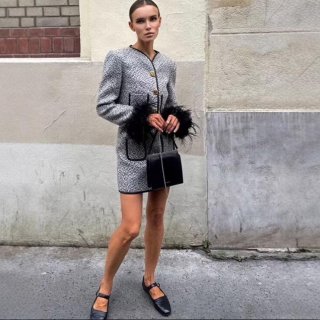 Elegant Women Tweed Two-Piece Set Grey Herringbone Short Jacket And Mini Skirt With Black Feather Cuffs Gold Heart Buttons For Party Office Ladies Small Fragrance Style Outfit