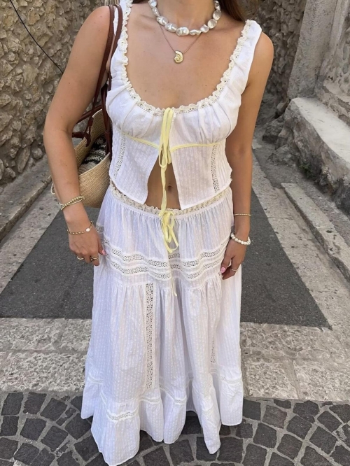 Women's Bohemian White Lace Two-Piece Set Square Neck Crop Cami Top and Tiered Maxi Skirt Cotton Blend Hollow Out Embroidery Summer Vacation Outfit