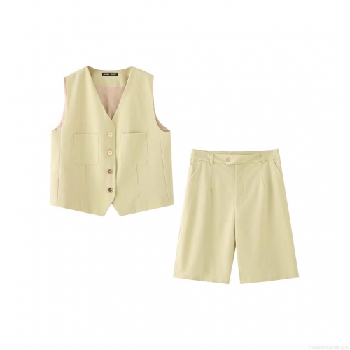 Women's Sleeveless V-Neck Vest and High Waist Shorts 2-Piece Set Polyester Casual Button Down Summer Streetwear Shorts Set for Women