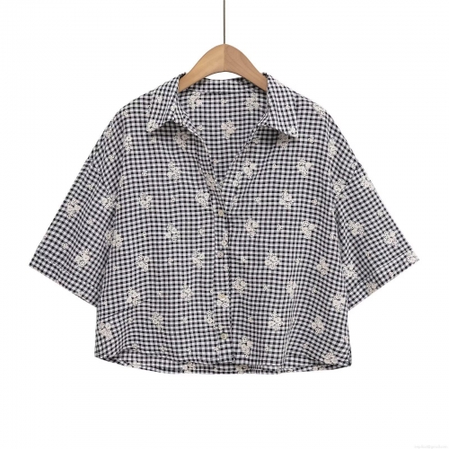 Women's Gingham Embroidery Shirt and Pants Set Polyester Floral Embroidered Short Sleeve Button Down Top with Elastic Waist Straight Leg Trousers Casual Streetwear Outfits