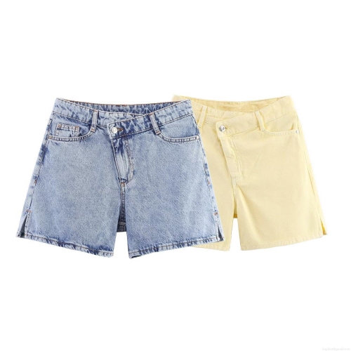 Women's Fashion High Waist Denim Shorts Asymmetric Crossover Waist Cotton Denim Hot Pants With Side Slit For Summer Casual Wear