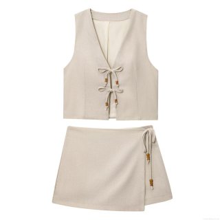 Women's 2 Piece Summer Outfit Set V Neck Tie Up Vest With Wood Beads And Wrap Front Shorts Beige Oatmeal Cotton Linen Texture Sleeveless Top And Bottom Set For Beach Vacation Streetwear