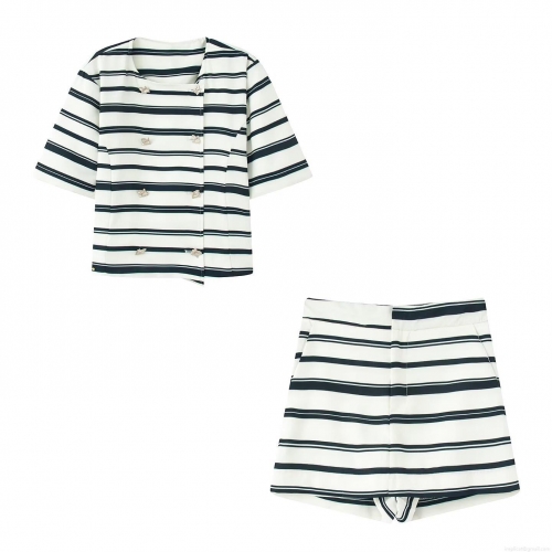 Women's Casual Stripe Two Piece Set Double Breasted Short Sleeve Top And Matching Shorts 100% Polyester Summer Fashion Outfit For Daily Commuting Office Lady