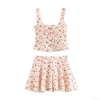 Women's Floral Print Two Piece Set Square Neck Button Front Ruffle Cami Top and High Waist A-Line Mini Skirt French Vintage Summer Vacation Outfit