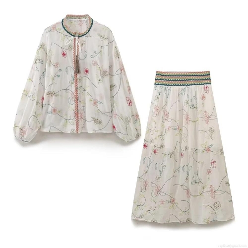 Women's Bohemian Floral Embroidery Skirt Set Cotton Polyester White Long Sleeve Tassel Blouse and Maxi A-Line Skirt Vacation Ethnic Two-Piece Outfit