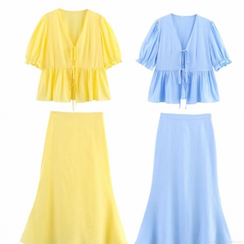 Women's Summer Two-Piece Set V-Neck Tie-Front Puff Sleeve Ruffle Peplum Top and High Waist A-Line Midi Skirt Solid Color Casual Streetwear Skirt Suit