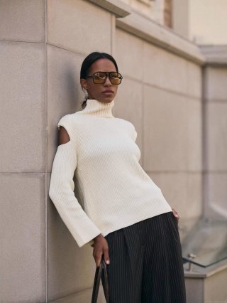 Women's Off-Shoulder Mock Neck Wool Blend Sweater French Sexy Cut-Out Ribbed Knit Pullover Long Sleeve Top Solid Color Casual Streetwear Soft Warm Knitwear