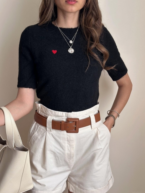 Women Short Sleeve Knit Sweater Heart Embroidery Round Neck Loose Fit Cotton Blend Soft Pullover Casual Chic Top French Style Autumn Winter Layering