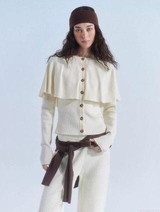 Women's Small Crowd Lazy Style Knitted Sweater Core Spun Yarn Capelet Design Button Soft Warm Loose Fit Pullover For Autumn Winter Casual Daily Wear