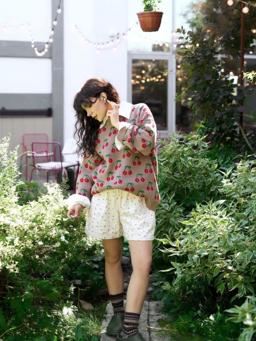 Women's Vintage Round Neck Cherry Knit Sweater Casual Loose Long Sleeve Pullover Cotton Blend Warm Jumper For Autumn Winter Daily Wear