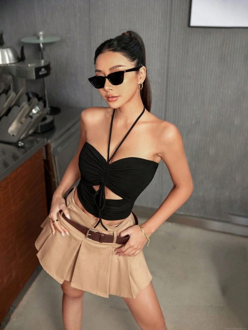 Women's Black Halter Neck Crop Top 95% Polyester 5% Spandex Ruched Cutout Backless Camisole For Summer Streetwear Daily Wear Sexy Slim Fit Tank Top