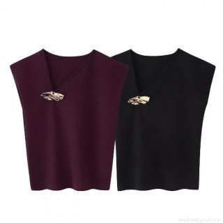 Women's Knit Vest Elegant V-Neck Sleeveless Sweater Top With Gold Wave Metal Buckle Slim Fit Polyester Knitwear For Fashionable Lady Daily Casual Wear