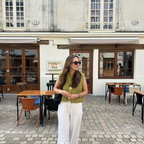 Women's Vintage Knitted Vest Cardigan Round Neck Sleeveless Sweater With Buttons Pockets Loose Fit 100% Polyester Crochet Outerwear For Autumn Winter Casual Daily Wear