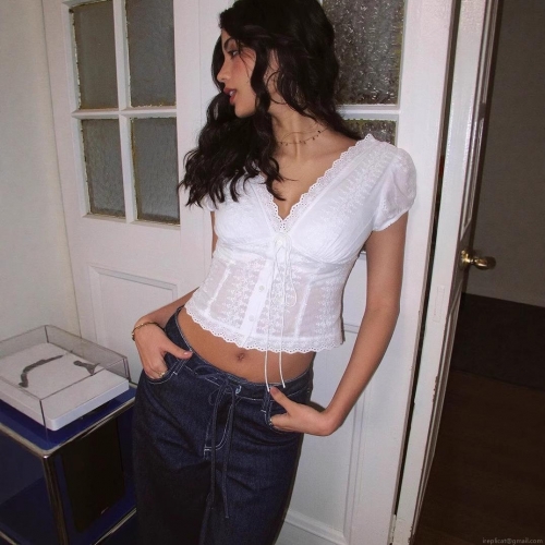 French Vintage White Lace Embroidery Crop Top V Neck Puff Sleeve Tie Up Blouse Sexy Slim Fit Summer Short Sleeve Shirts For Women Sweet Fresh Style