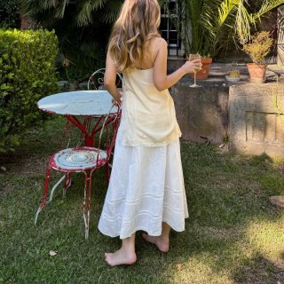 Women Sexy Satin Camisole Top With Lace Trim V-Neck Adjustable Straps Sleeveless Polyester Tank Top For Daily Vacation