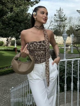 Sexy Leopard Print Halter Neck Bandeau Top With Matching Choker Ruched Mesh Slim Fit Sleeveless Backless Crop Top For Women Party Summer Fashion