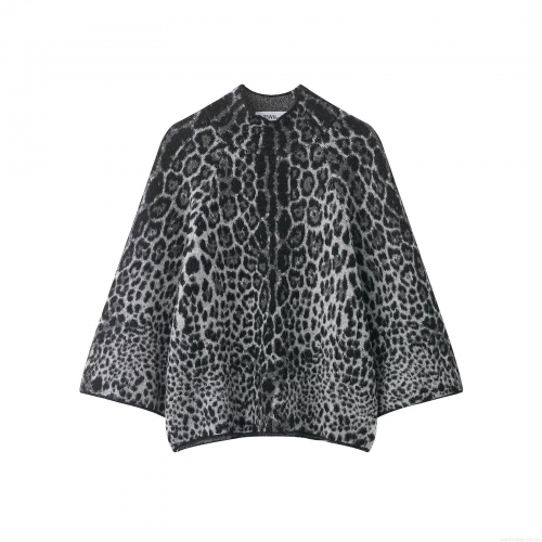 Women's Oversized Leopard Print Knit Sweater Casual Round Neck Long Sleeve Polyester Pullover Streetwear Animal Pattern Loose Jumper