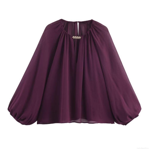 Women's Elegant Pleated Chiffon Blouse Loose Lantern Sleeve V-Neck Shirt With Gold Metal Decoration Solid Color Casual Pullover Top For Women