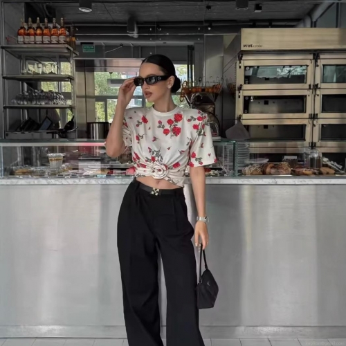 Women's Red Rose Floral Print Crop T-Shirt With 3D Flower Knot Padded Shoulder Round Neck Short Sleeve Slim Fit Streetwear Casual Tee Top