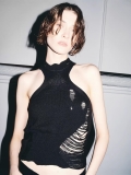 Women Sexy Halter Neck Knit Tank Top Distressed Ripped Hollow Out Sleeveless Sweater Vest Wasteland Streetwear Slim Fit Bodycon Crop Top