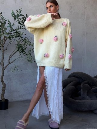 Women's Oversized 3D Floral Decoration Knit Sweater Sweet Girly Style Creamy Yellow Long Sleeve Round Neck Cotton Blend Pullover For Autumn Winter Casual Daily Wear Jumper