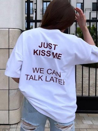 Women's Casual Oversized Cotton Blend T-Shirt Just Kiss Me Letter Print Back Slogan Short Sleeve Round Neck Streetwear Summer Top