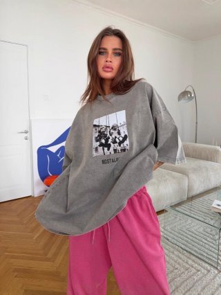 Women's Retro Portrait Print Distressed Cotton T-Shirt Oversized Washed Short Sleeve Top Vintage Streetwear Casual Loose Tee for Summer Daily Wear