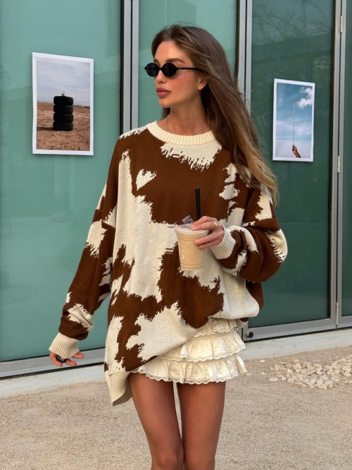 Women's Oversized Knit Sweater Cow Print Loose Fit Crewneck Pullover Long Sleeve Streetwear Jumper Cotton Blend Knitwear Autumn Winter Casual Top